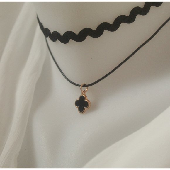 Black Layered Choker-Necklace - Picture 1 of 3